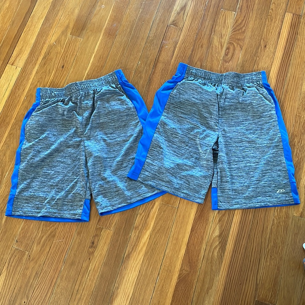 2 pairs boys shorts